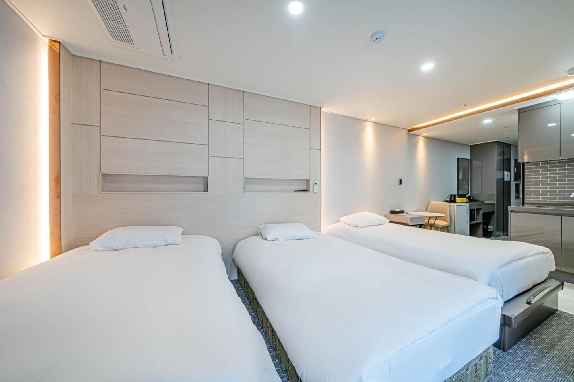 Griffinbay Hotel Busan Exterior photo